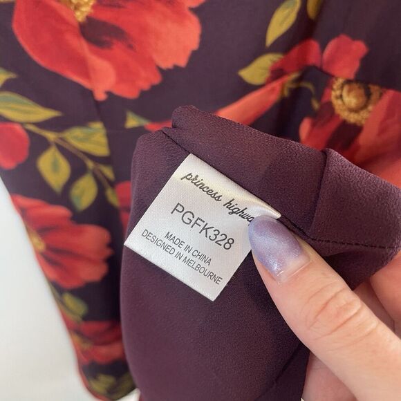 Princess Highway Size 8 Red Floral Short Sleeve Dress  PGFK328 Satin - Picture 5 of 9